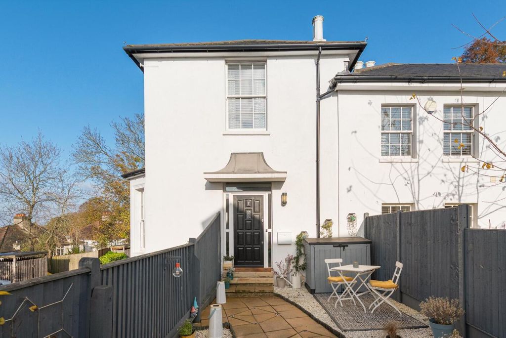 Property photo 1 of 21 Exterior