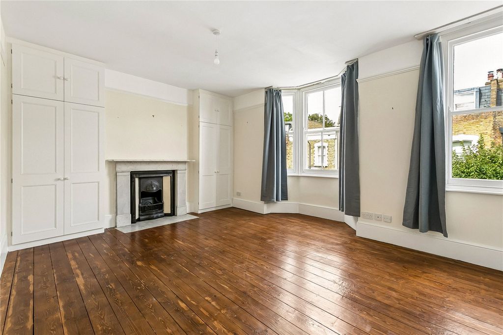 Property photo 2 of 12 Picture No. 04