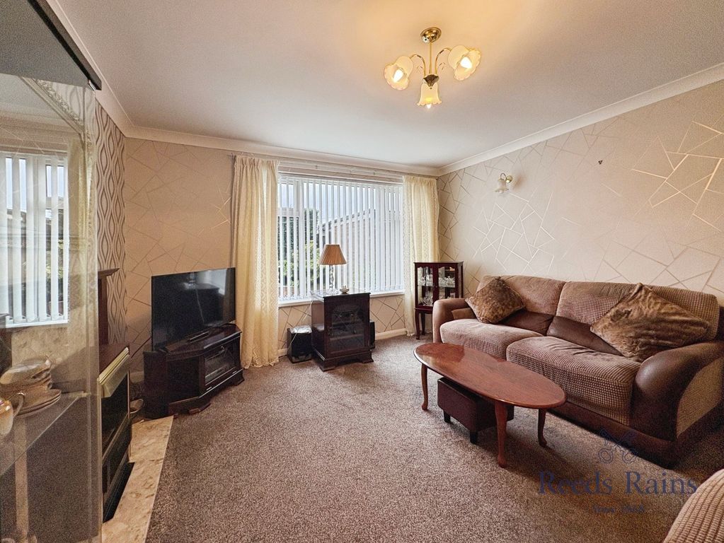 Property photo 3 of 14 Picture No. 15