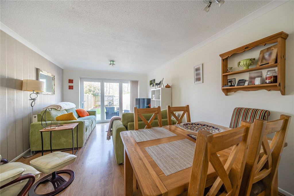 Property photo 2 of 22 Picture No. 04