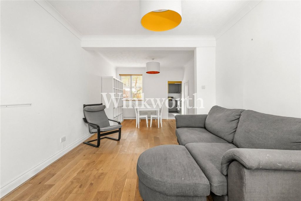 Property photo 3 of 23 Picture No. 30