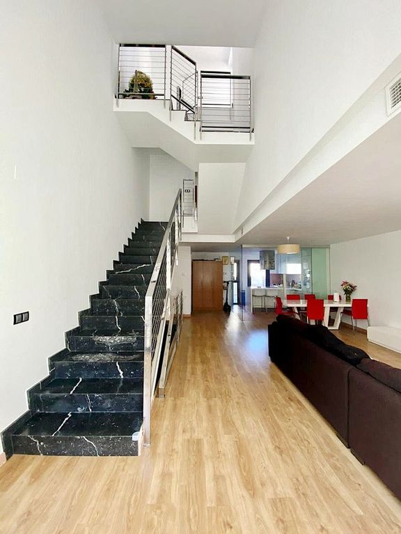 Property photo 1 of 34