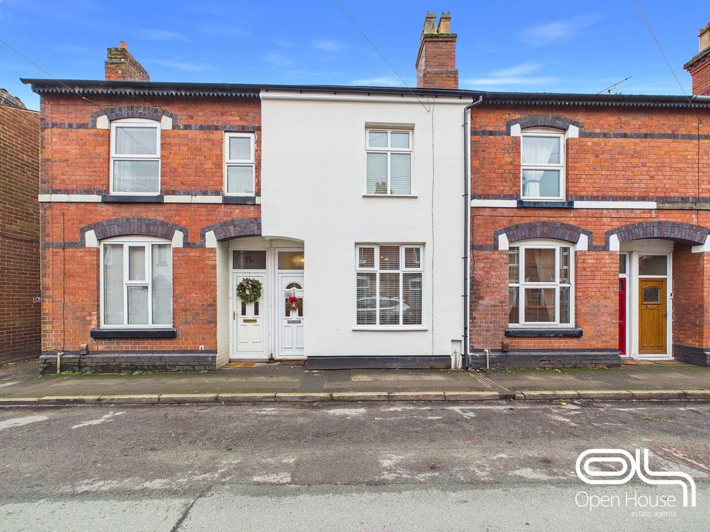 Property photo 1 of 13 Front (Exterior)