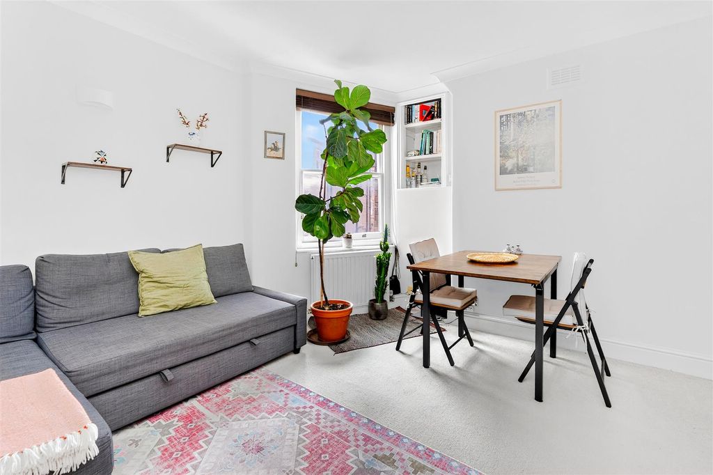 Property photo 1 of 8 04 To Let 1 Bedroom Flat Cloudesley Mansions N1 Ww