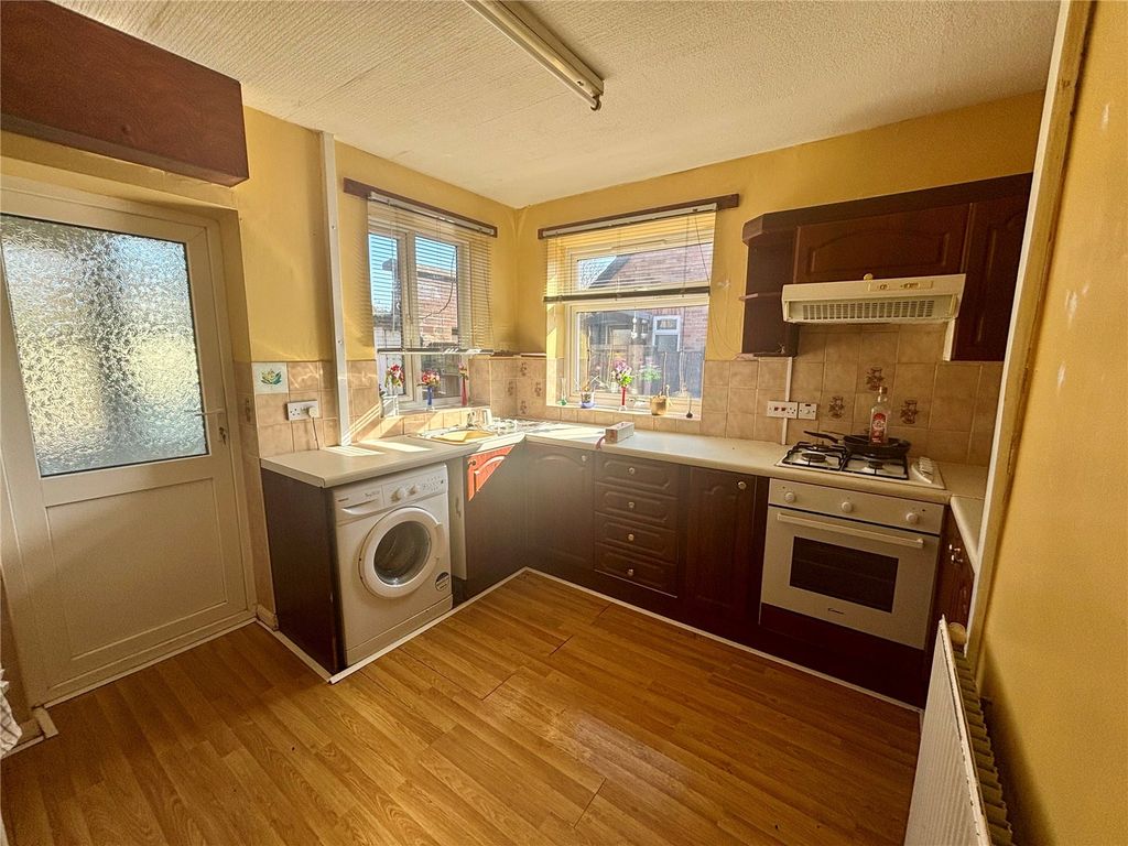 Property photo 2 of 12 Picture No. 25