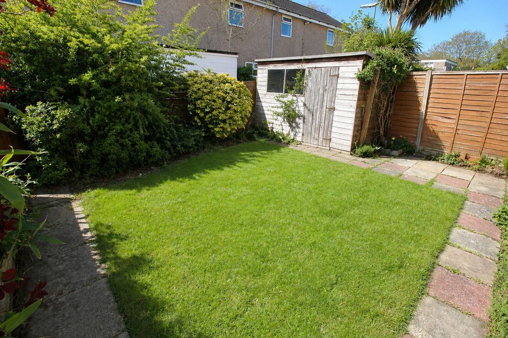 Property photo 2 of 10 Garden