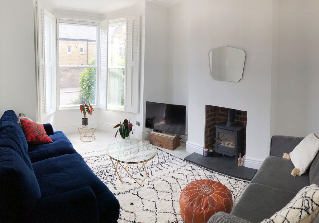 Property photo 2 of 16