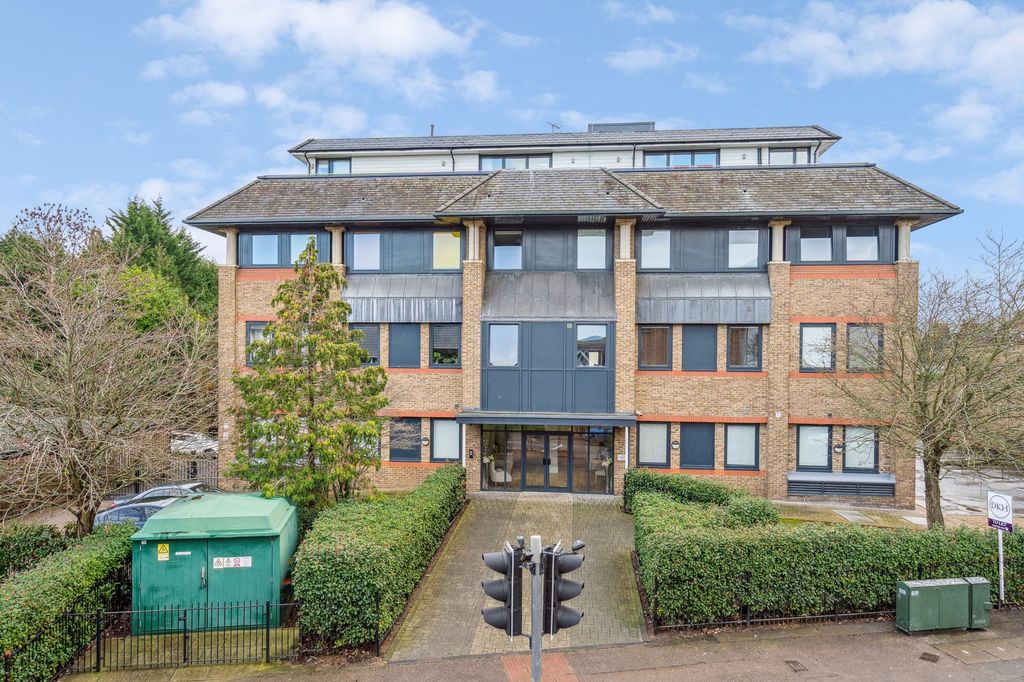 Property photo 1 of 19