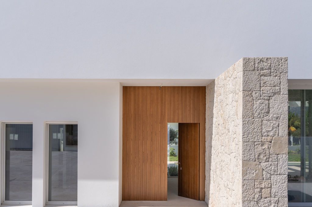 Property photo 2 of 8 <Alttext/>