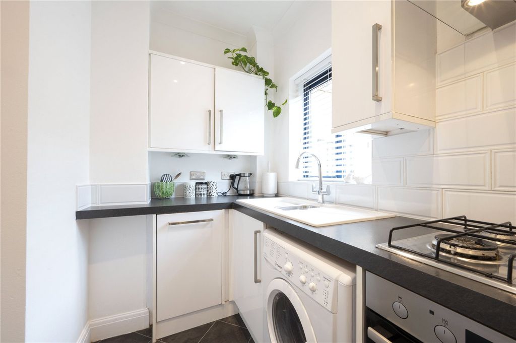 Property photo 3 of 11 Picture No. 06