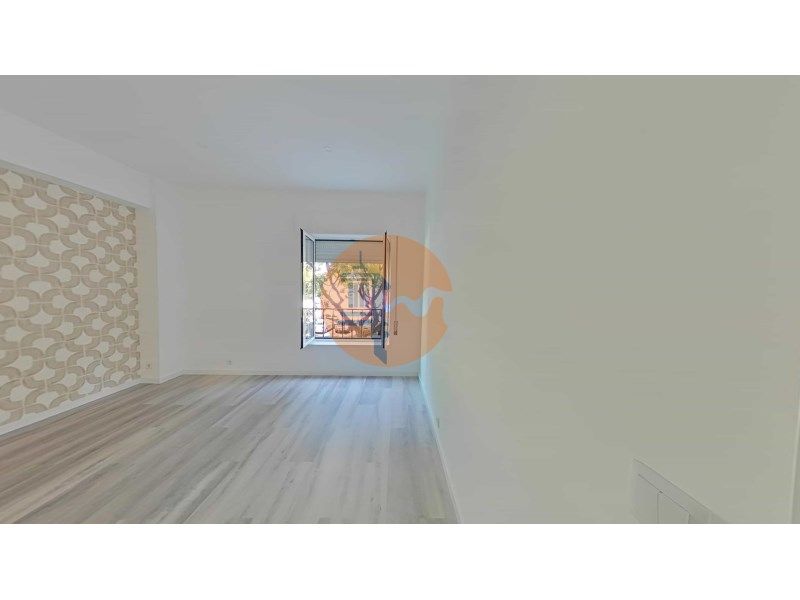 Property photo 1 of 27