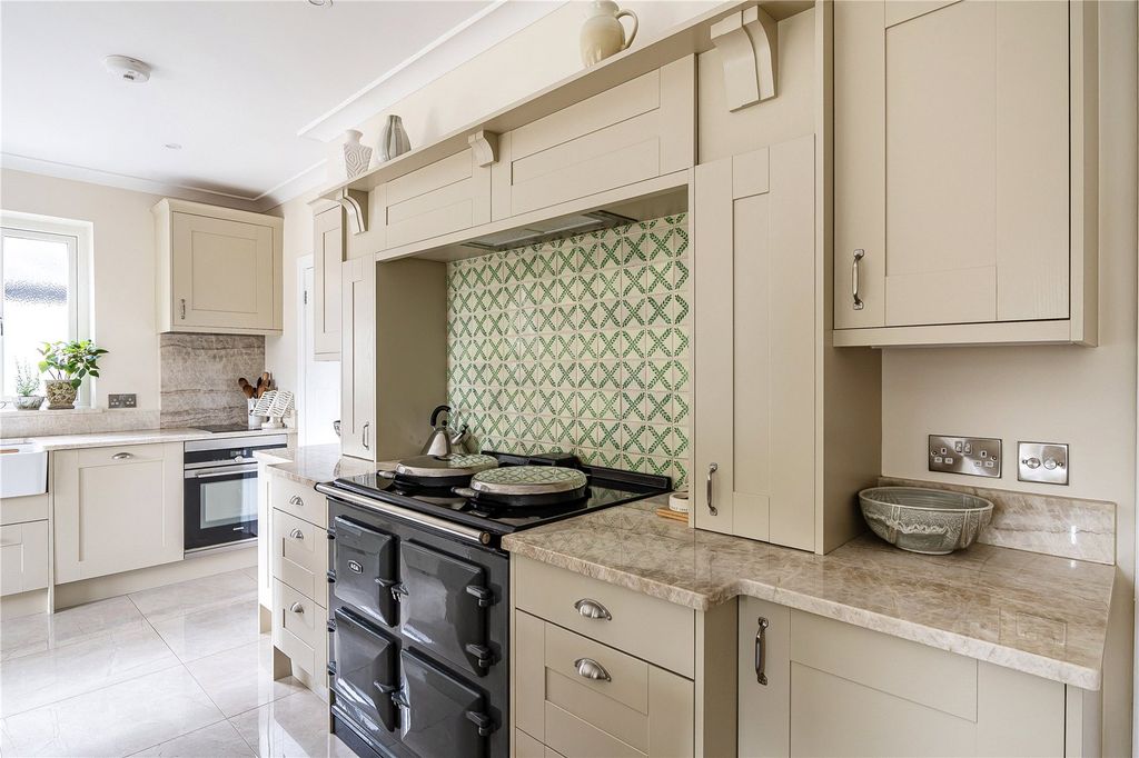 Property photo 2 of 44 Kitchen