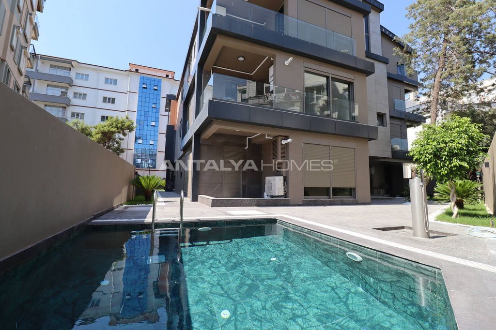 Property photo 3 of 36