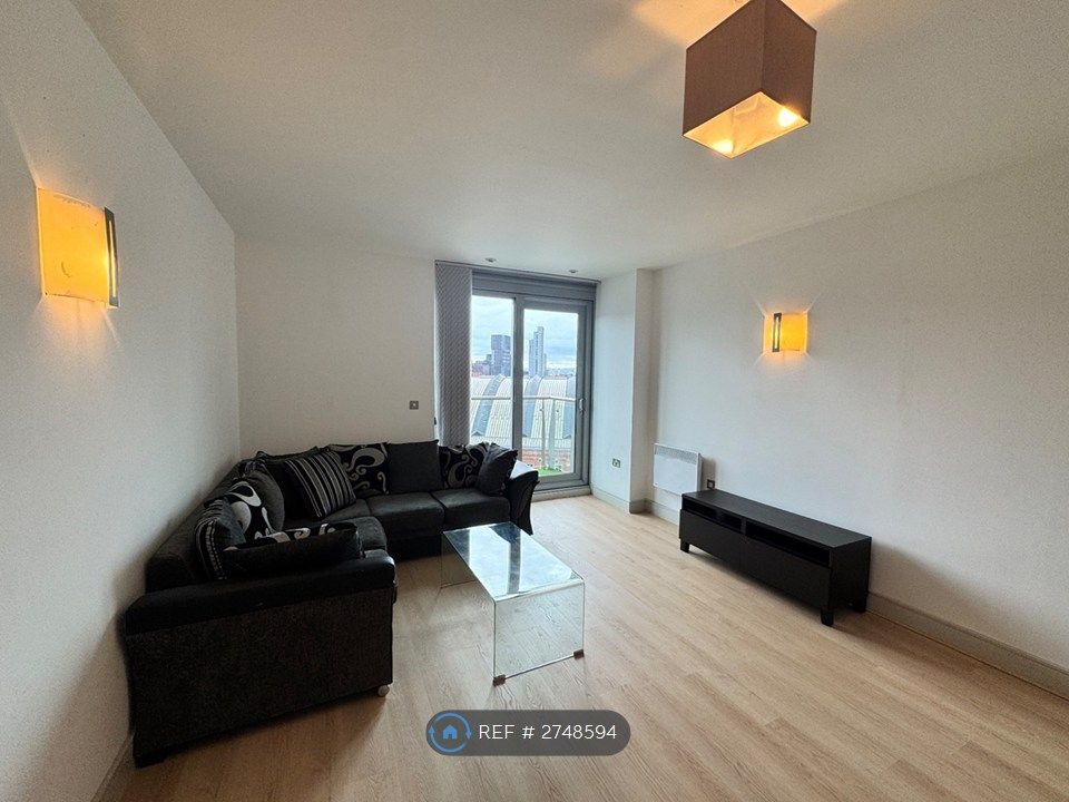 Property photo 2 of 13