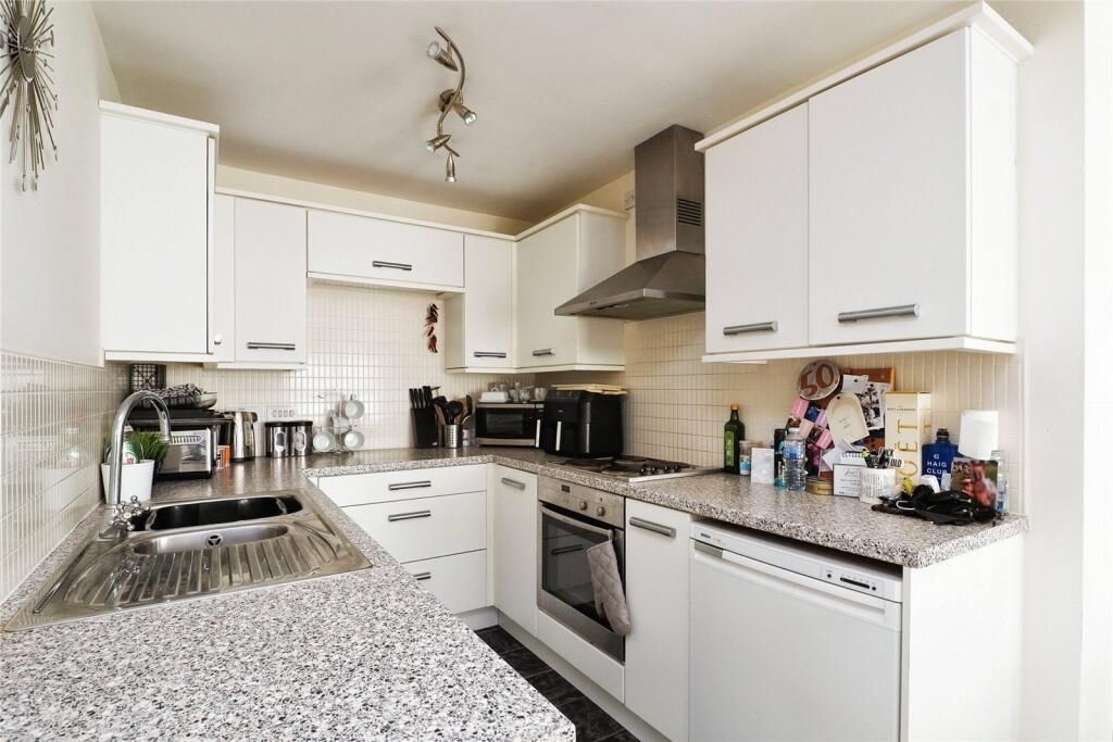 Property photo 2 of 7