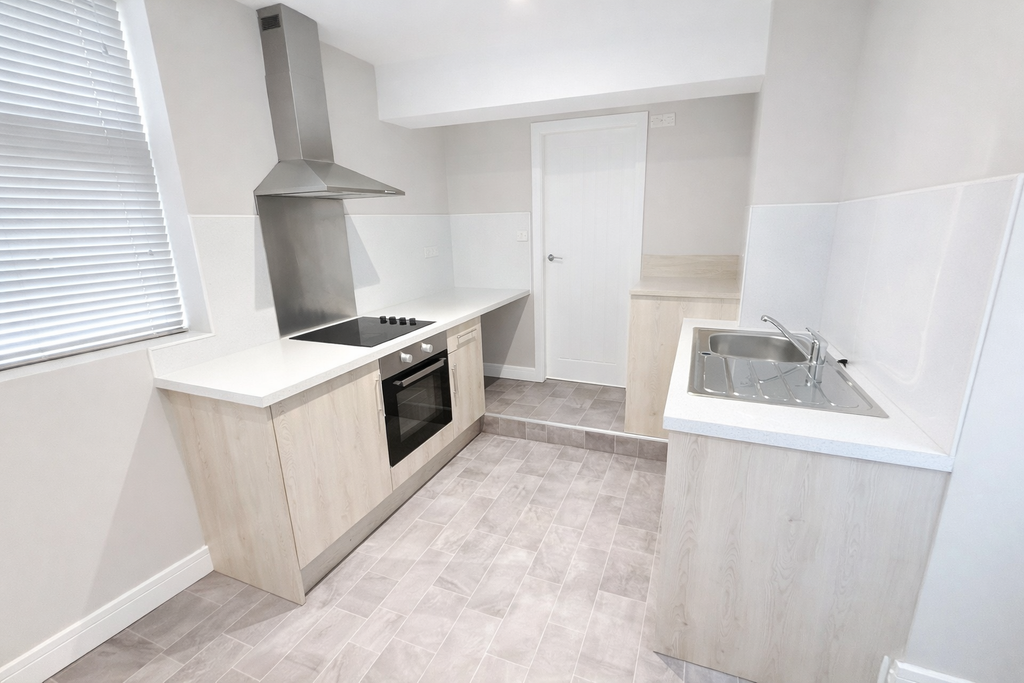 Property photo 3 of 7 Kitchen