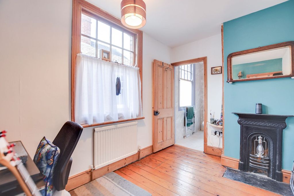 Property photo 3 of 15