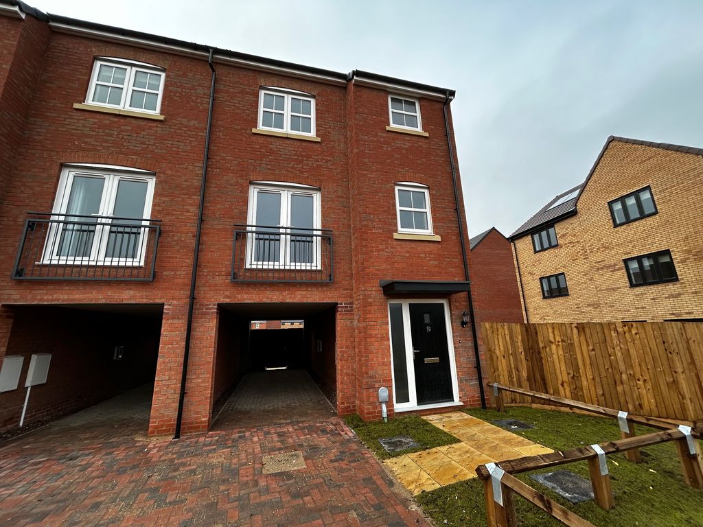 Property photo 1 of 13 Image