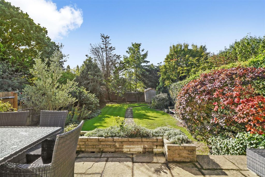 Property photo 1 of 12 W&amp;S