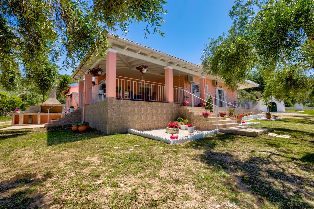 Property photo 2 of 16 Front