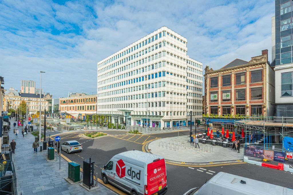 Property photo 1 of 12 Churchill House, Churchill Way, Cardiff-20.Jpg