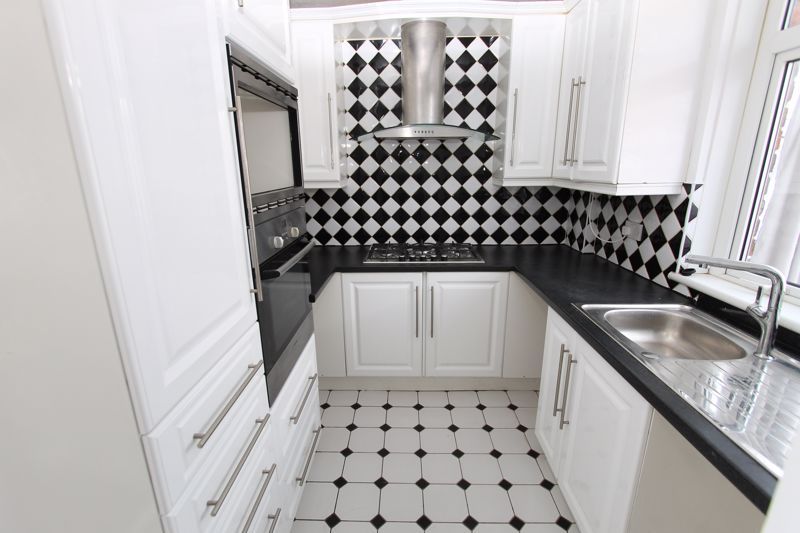 Property photo 3 of 9 Photo 3