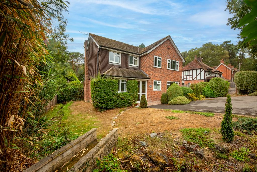 Property photo 1 of 25 Keston