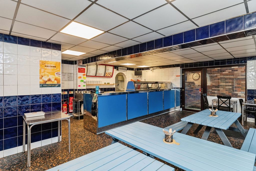 Property photo 2 of 22 Pbox-Img.Jpg