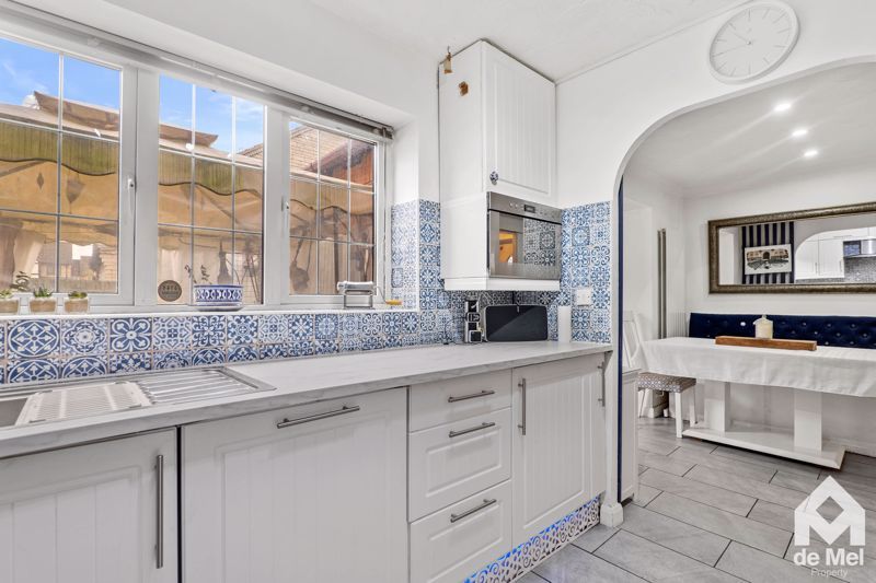 Property photo 3 of 15 Photo 10