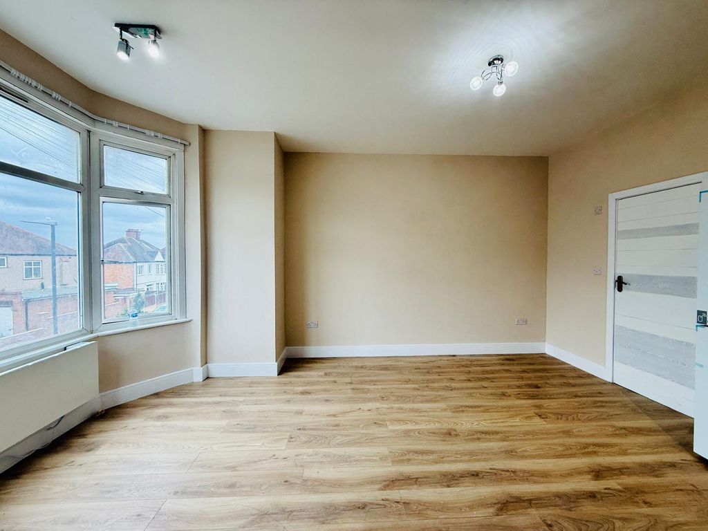 Property photo 2 of 6 108 Nibthwaite Road (2)