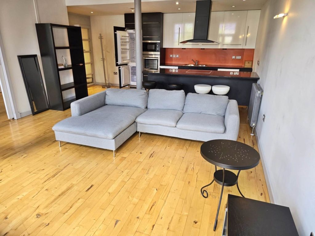 Property photo 2 of 7