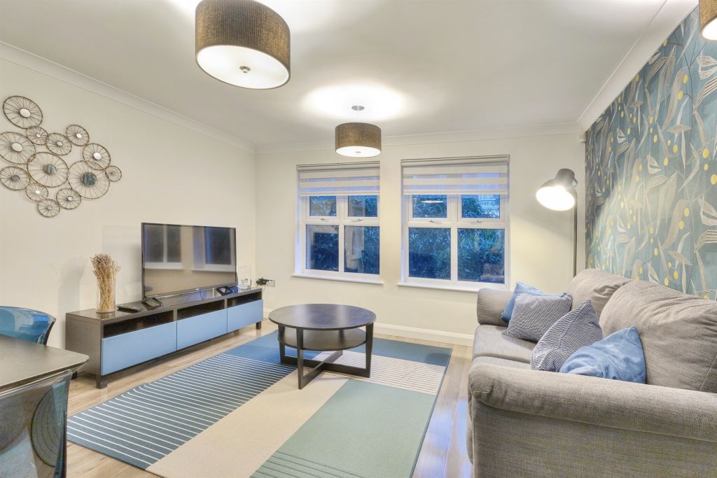 Property photo 3 of 15