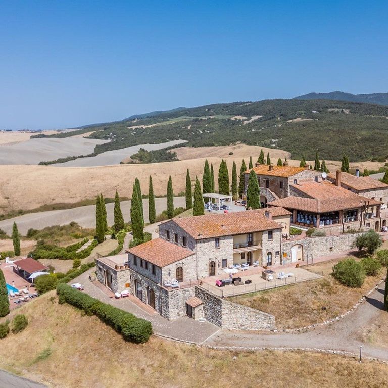 Property photo 1 of 25 Charming Villa In Volterra, Tuscany