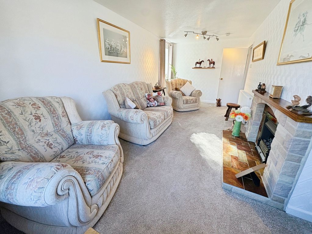 Property photo 3 of 19 Cd906c01-Img_2496