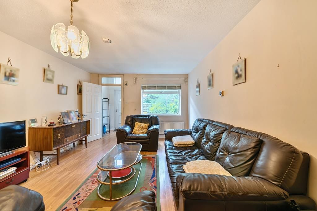 Property photo 3 of 21 Reception Room