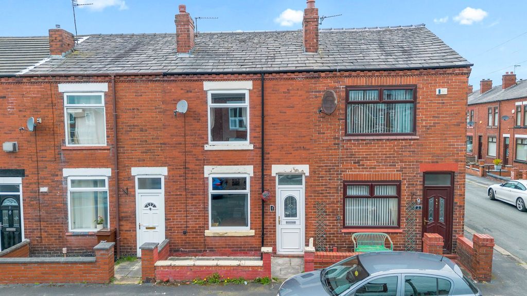 Property photo 1 of 18