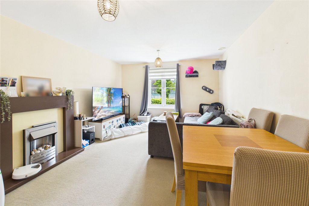 Property photo 2 of 13 Picture No. 29