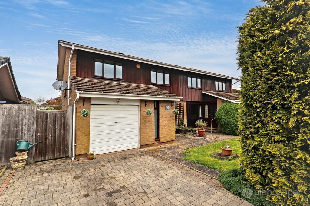 Property photo 2 of 30 4880352