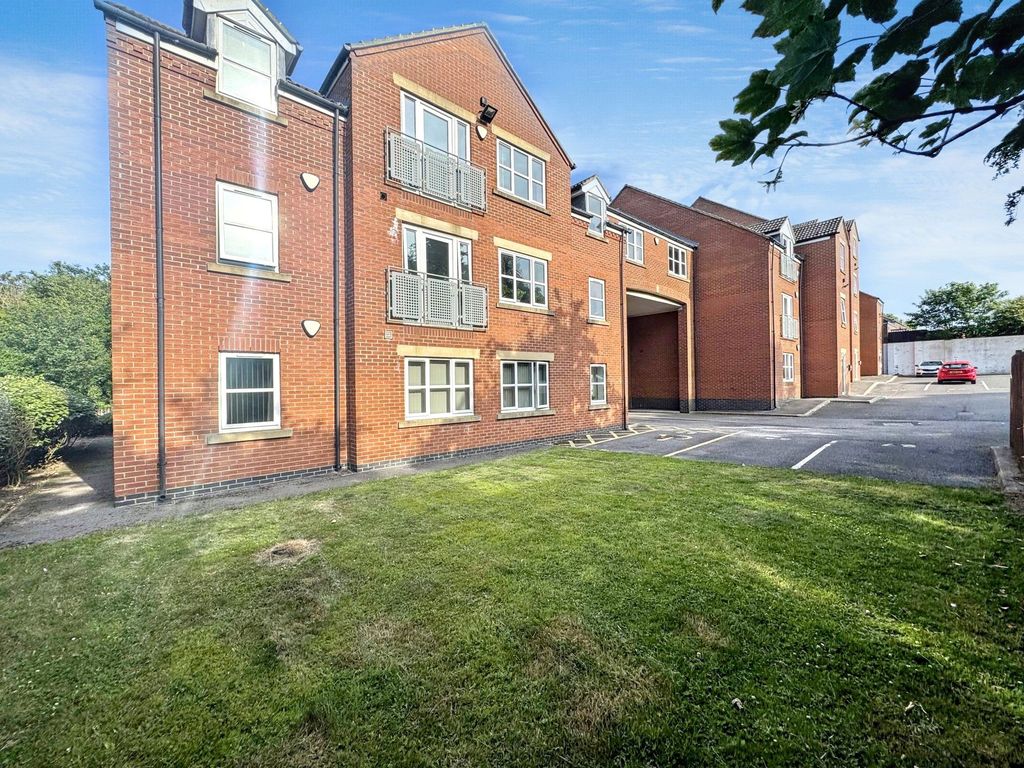 Property photo 1 of 14