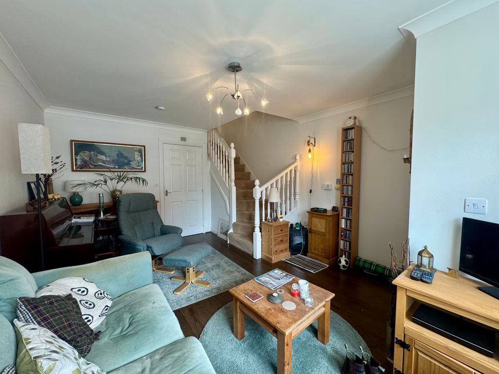 Property photo 3 of 9