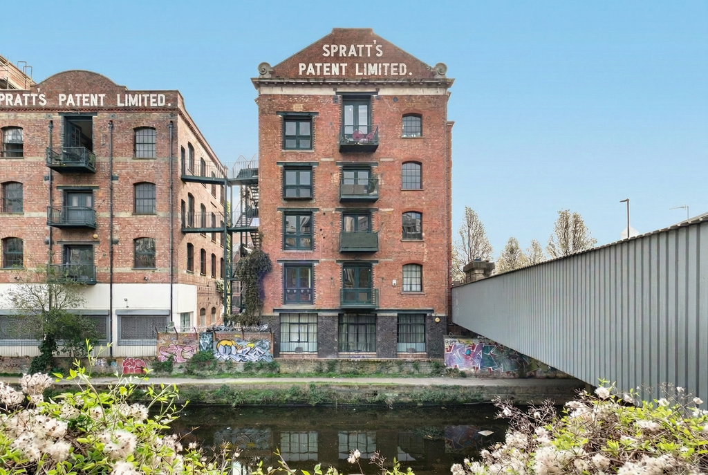 Property photo 2 of 23 Colmans-Wharf-12-27_551685130_O.Jpg