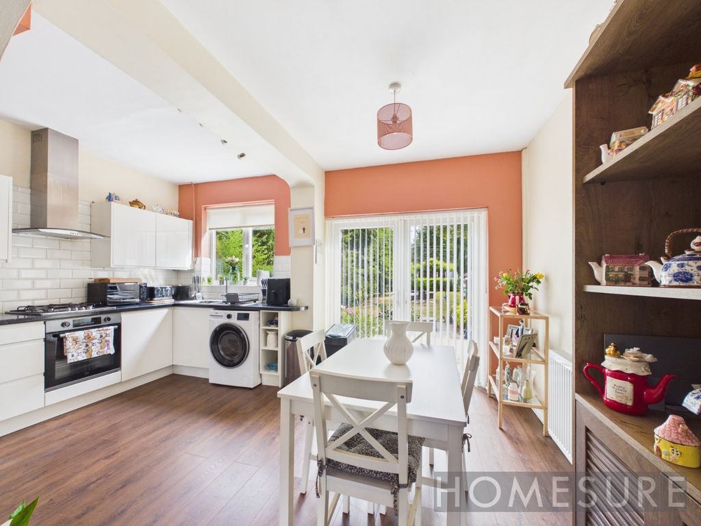 Property photo 3 of 17 Picture No. 07