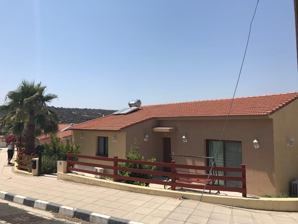 Property photo 2 of 16