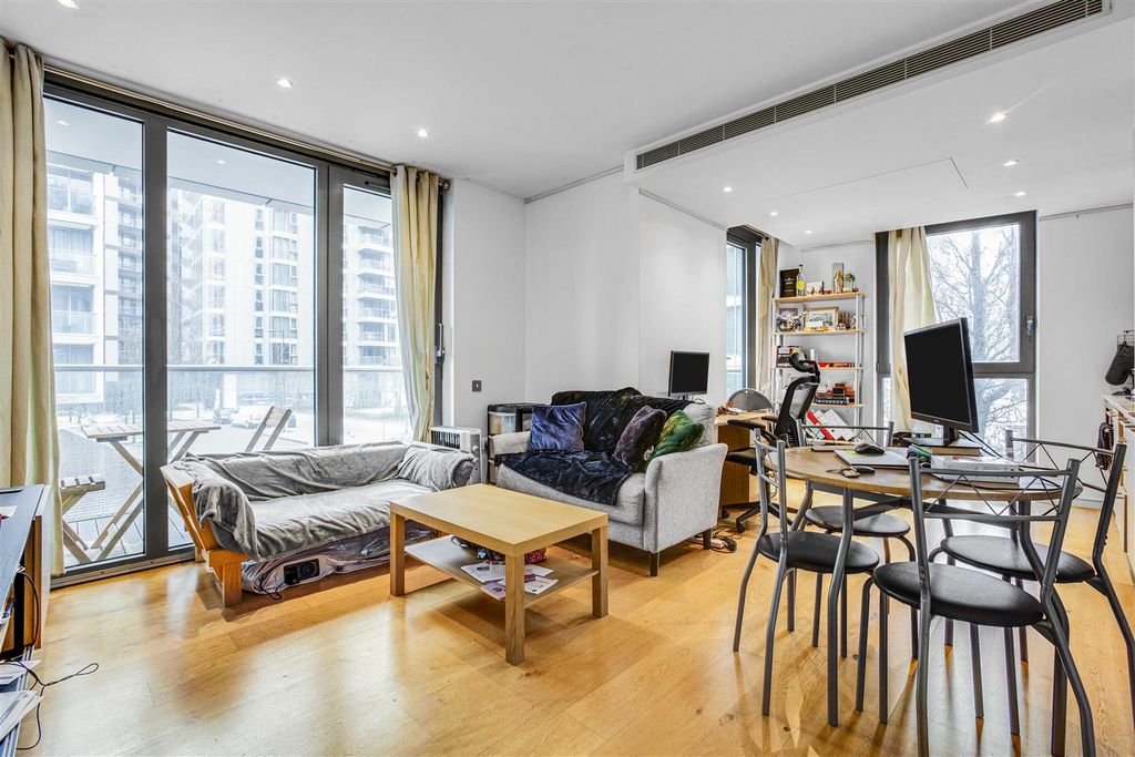 Property photo 2 of 12 Reception