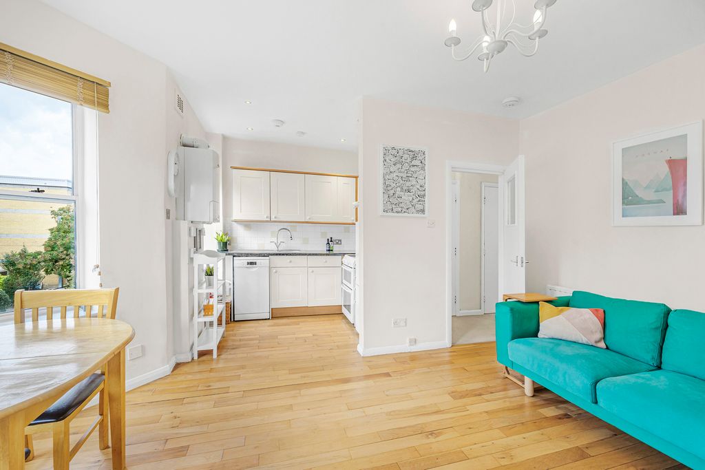 Property photo 1 of 11 Picture No. 19