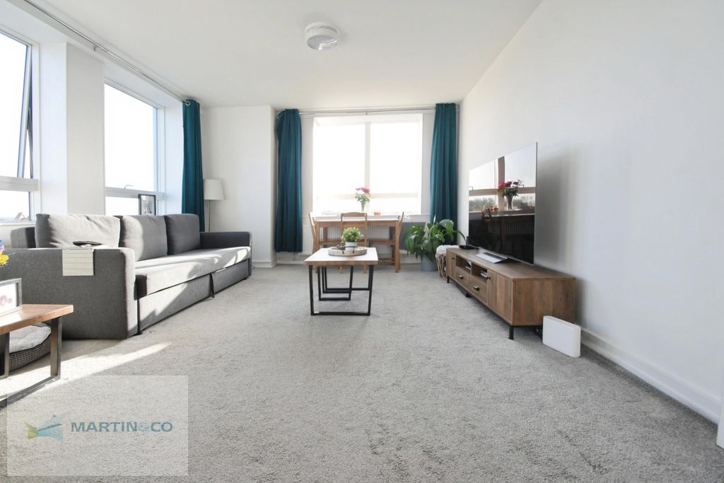 Property photo 3 of 12 User_Edited_Photo-d9001392_User-Edited-80864831-Cf