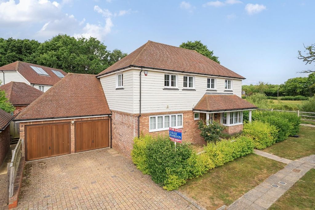 Property photo 1 of 25 1325704-1-6878Fb0d121Ac-Arw.Jpg