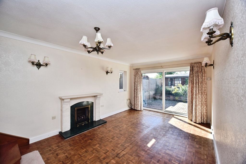 Property photo 2 of 17 Photo