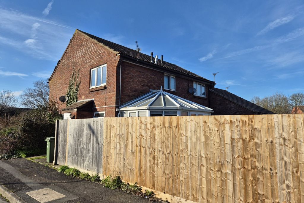 Property photo 1 of 12 Front