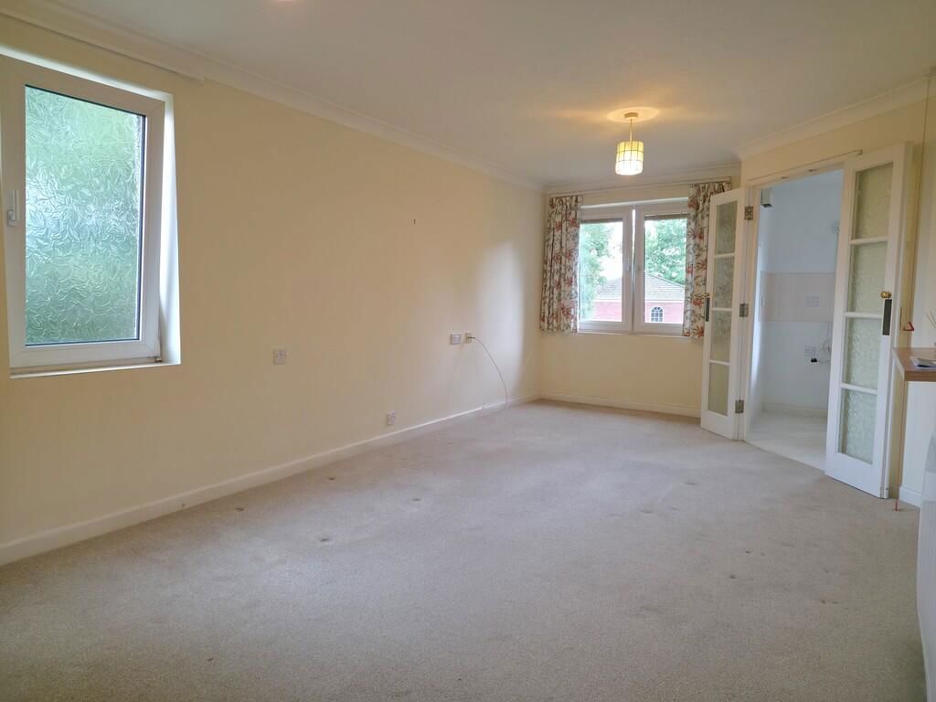 Property photo 3 of 14